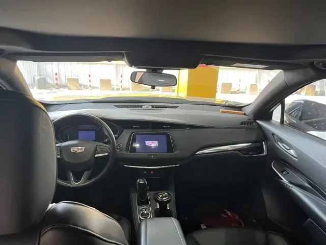Cadillac XT4 — Фото автомобиля 6