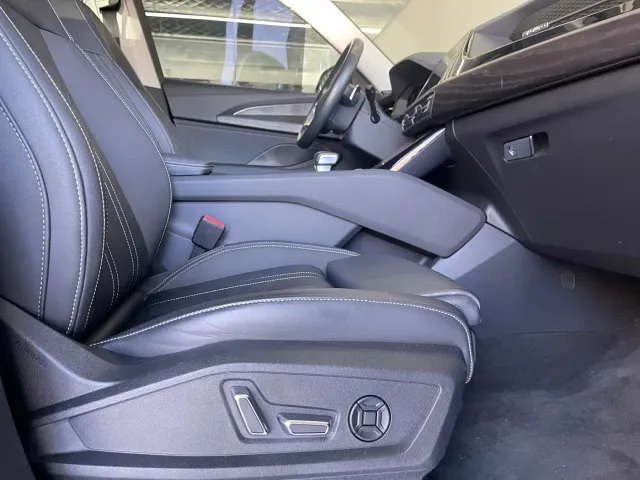 Audi Q6 — Фото автомобиля 30