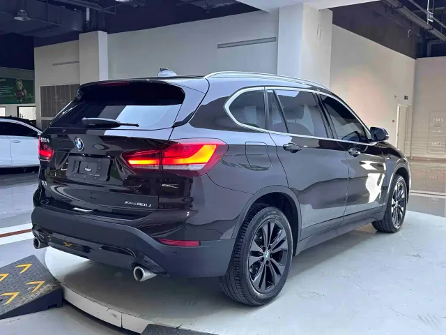 BMW BMW X1 2021 Facelift sDrive20Li Fashion — Фото автомобиля 6