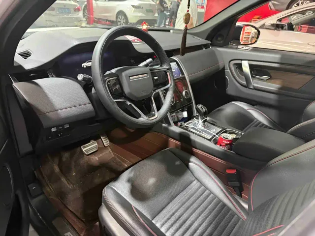 Land Rover Discovery Sport — Фото автомобиля 2