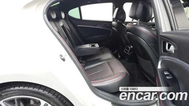 Genesis G70 New — Фото автомобиля 17