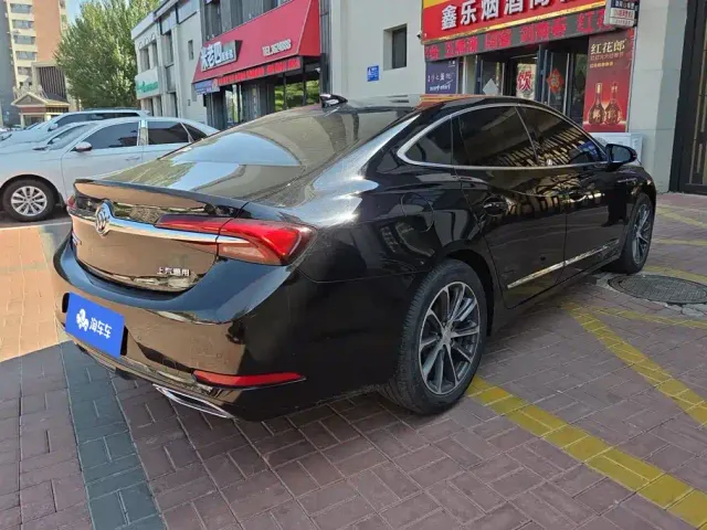 Buick LaCrosse — Фото автомобиля 3