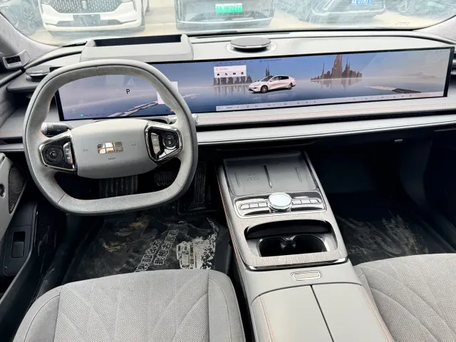 Geely Galaxy E8 — Фото автомобиля 7