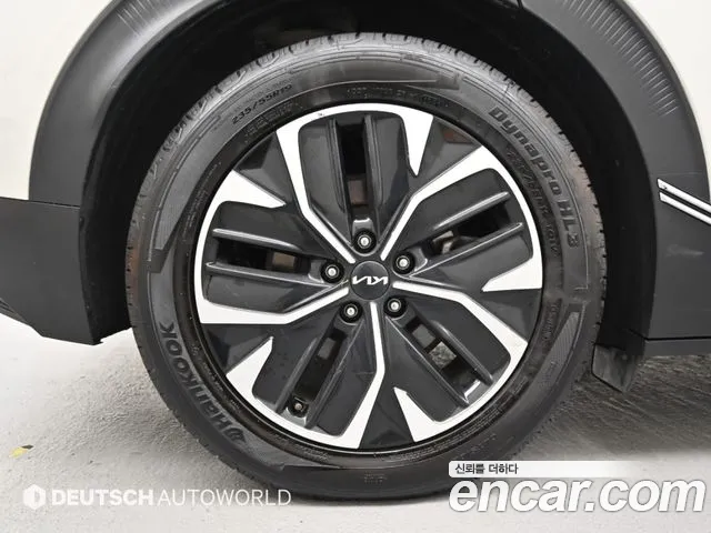 Kia EV6 — Фото автомобиля 5