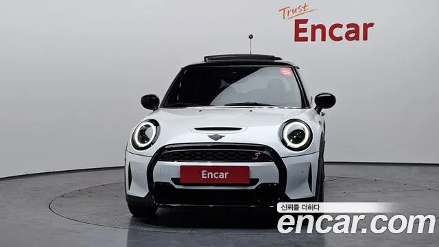 Mini Cooper — Фото автомобиля 3