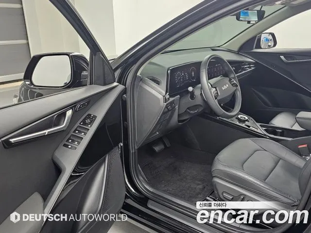 Kia Niro Niro (New) — Фото автомобиля 11