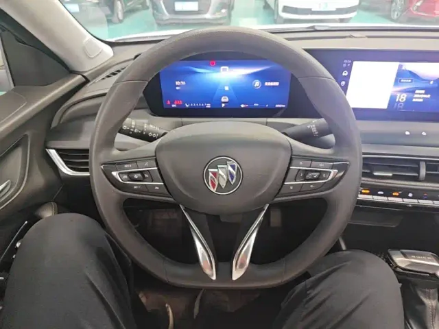 Buick Verano — Фото автомобиля 10