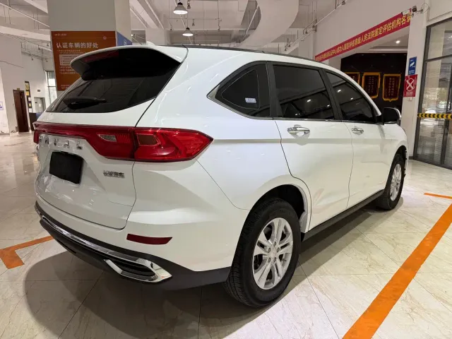 Haval M6 — Фото автомобиля 4