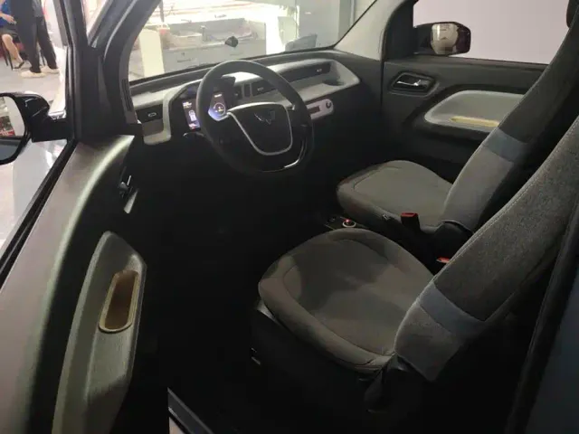 Wuling Hongguang Mini EV — Фото автомобиля 9
