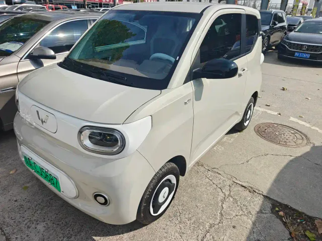Фотография автомобиля — Wuling Hongguang Mini EV
