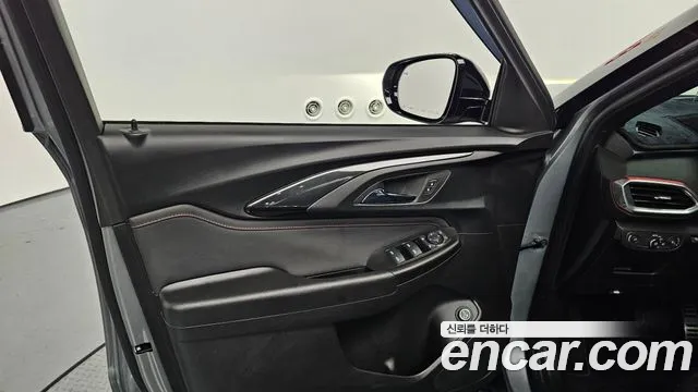 ChevroletGMDaewoo Trailblazer Trailblazer 1.3 турбо 4WD — Фото автомобиля 24