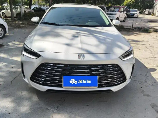 Buick Regal — Фото автомобиля 2