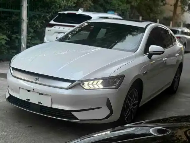 Фотография автомобиля — BYD Qin PLUS