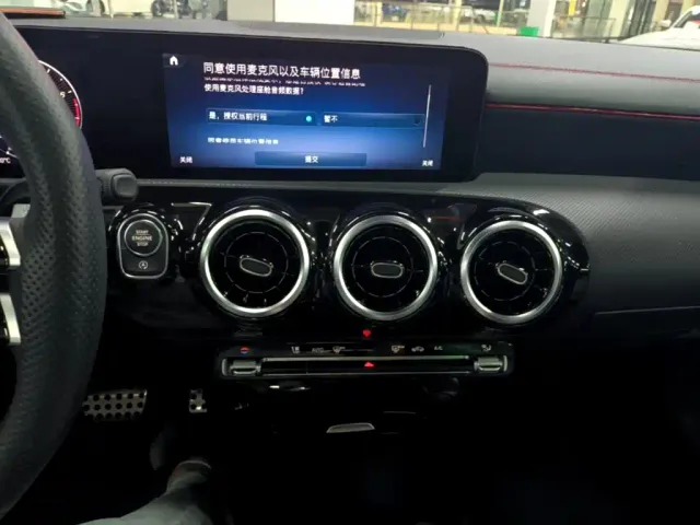 Mercedes-Benz CLA-Class — Фото автомобиля 12