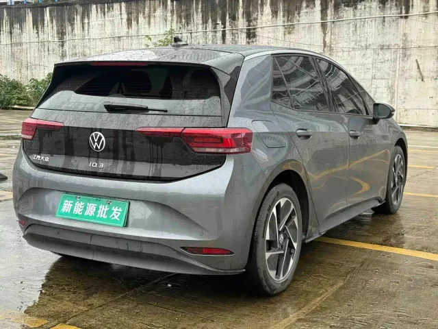 Volkswagen ID.3 — Фото автомобиля 5