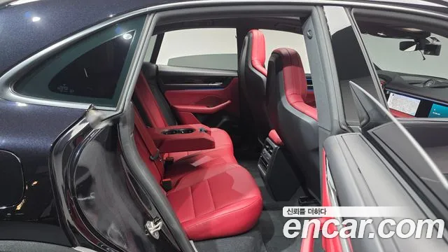 Porsche Macan — Фото автомобиля 18