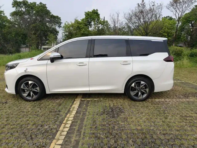 GAC Trumpchi M6 — Фото автомобиля 9