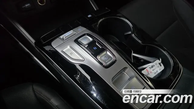 Hyundai Tucson Tucson (NX4) Дизель 2.0 2WD — Фото автомобиля 9
