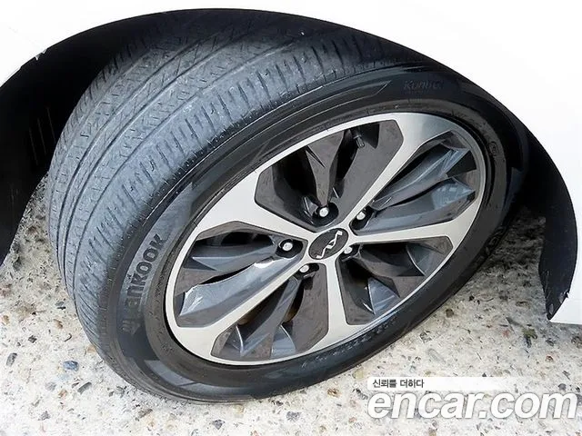 Kia K8 K8 Hybrid — Фото автомобиля 20