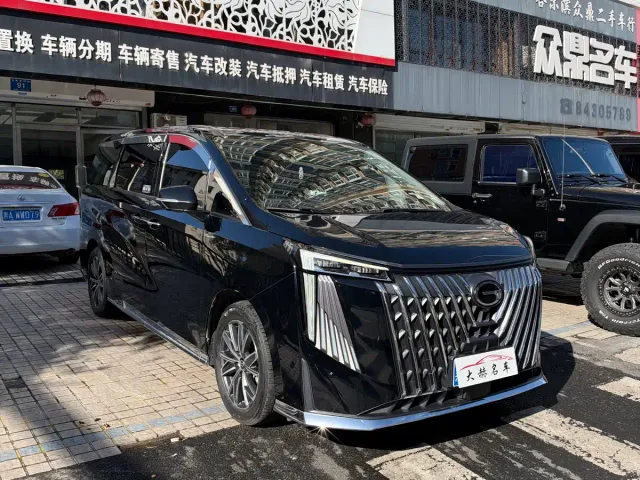 GAC Trumpchi M8 — Фото автомобиля 3