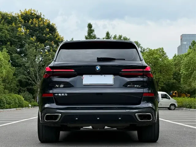BMW X5 — Фото автомобиля 5