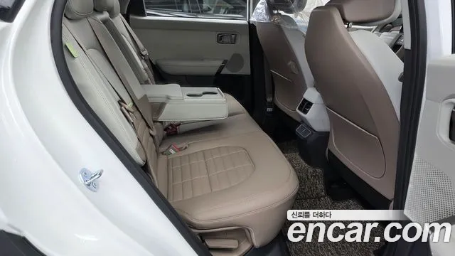 Kia Seltos Seltos 2 поколение Бензин 1.6T 2WD — Фото автомобиля 10