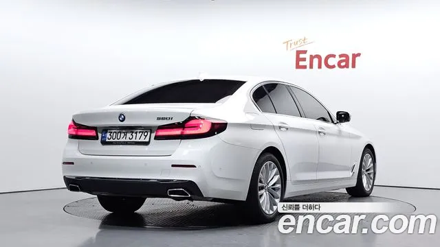 BMW 5 Series G30 — Фото автомобиля 2
