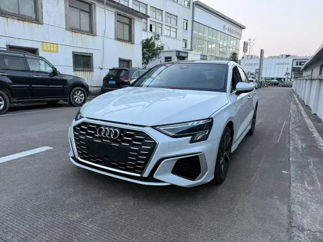 Фотография автомобиля — Audi A3