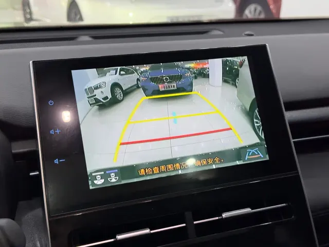 Toyota Avalon — Фото автомобиля 11