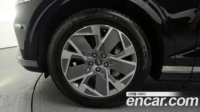 Genesis GV70 Electrified GV70 — Фото автомобиля 5