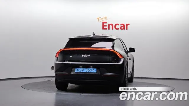Kia EV6 — Фото автомобиля 4