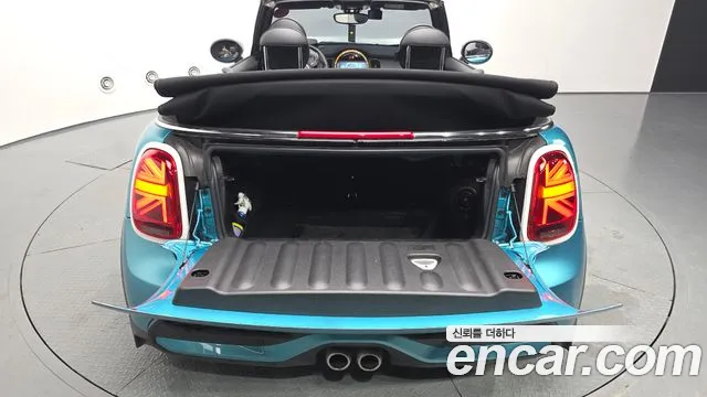 Mini Cooper Convertible — Фото автомобиля 17