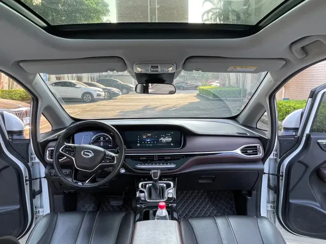 GAC Trumpchi M6 — Фото автомобиля 9