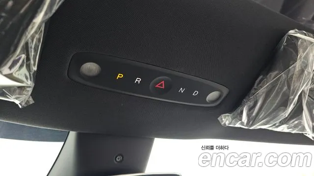 Tesla Model Y — Фото автомобиля 9