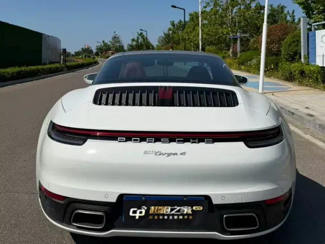 Porsche 911 — Фото автомобиля 4