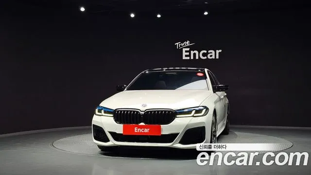 BMW 5 Series G30 — Фото автомобиля 3