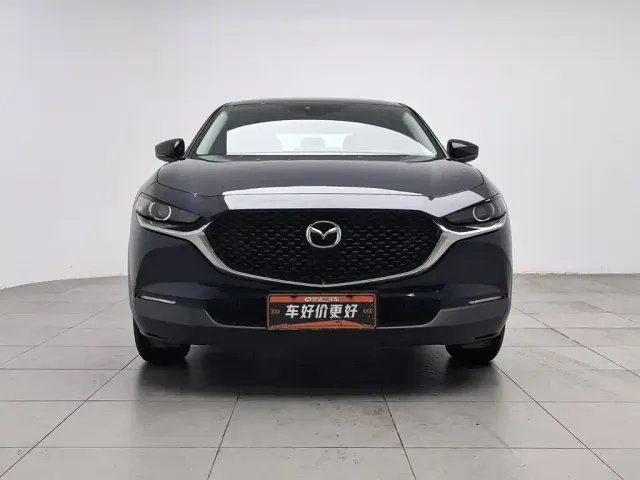 Mazda CX-30 — Фото автомобиля 3