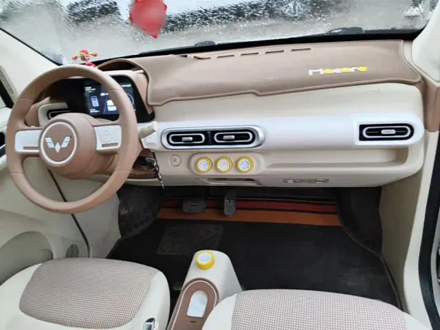 Wuling Hongguang Mini EV — Фото автомобиля 9