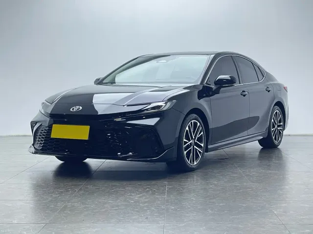 Фотография автомобиля — Toyota Camry