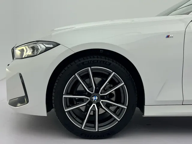BMW 3 Series — Фото автомобиля 20