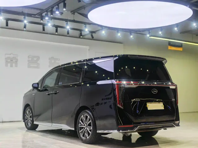 GAC Trumpchi M8 — Фото автомобиля 16
