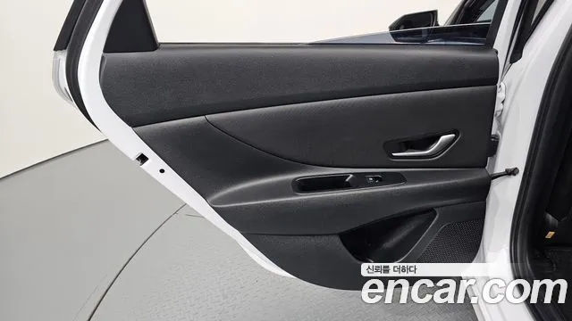 Hyundai Avante CN7 — Фото автомобиля 25