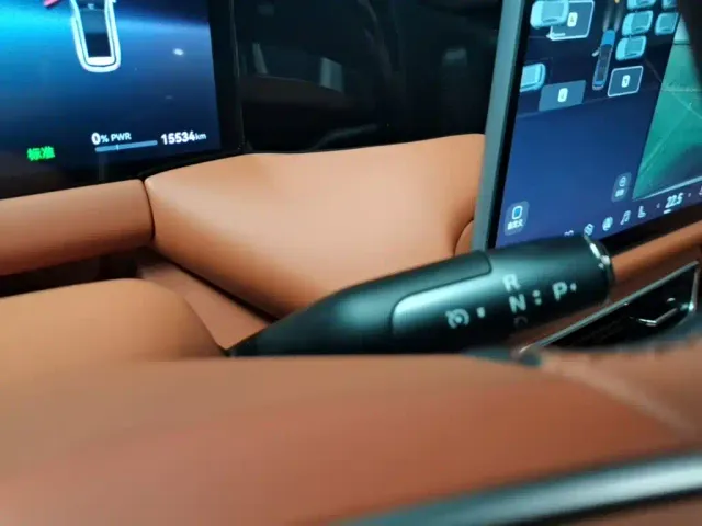 GAC Trumpchi Xiangwang S9 — Фото автомобиля 18