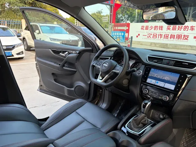 Nissan Qashqai — Фото автомобиля 10