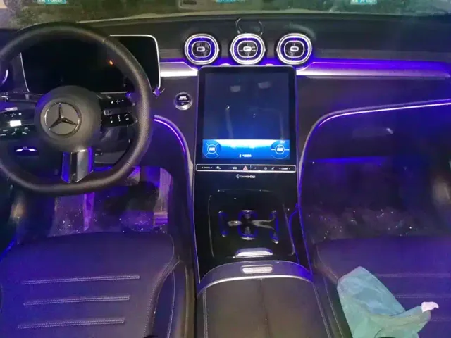 Mercedes-Benz C-Class — Фото автомобиля 12