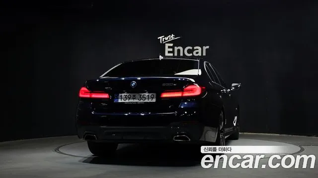 BMW 5-Series 5 серия (G30) — Фото автомобиля 4