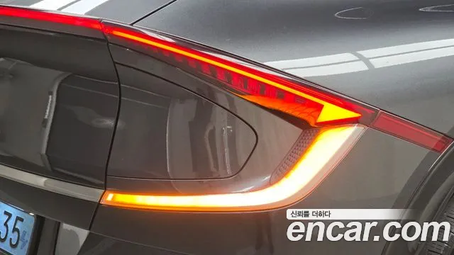 Kia EV6 — Фото автомобиля 20