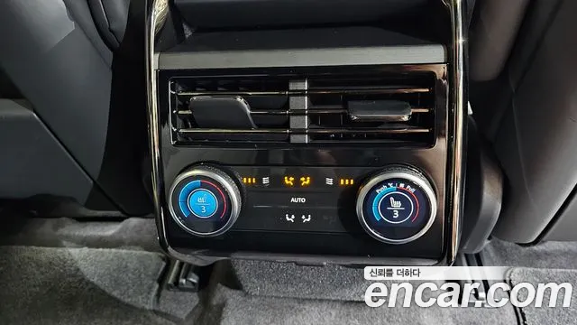 Land Rover Range Rover Sport Generation 3 — Фото автомобиля 17