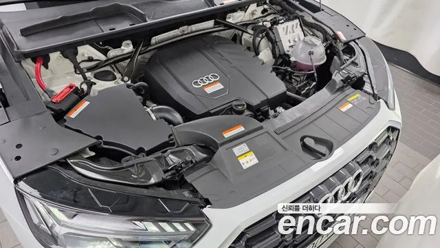 Audi Q5 FY — Фото автомобиля 6
