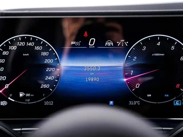 Mercedes-Benz GLE-Class — Фото автомобиля 16